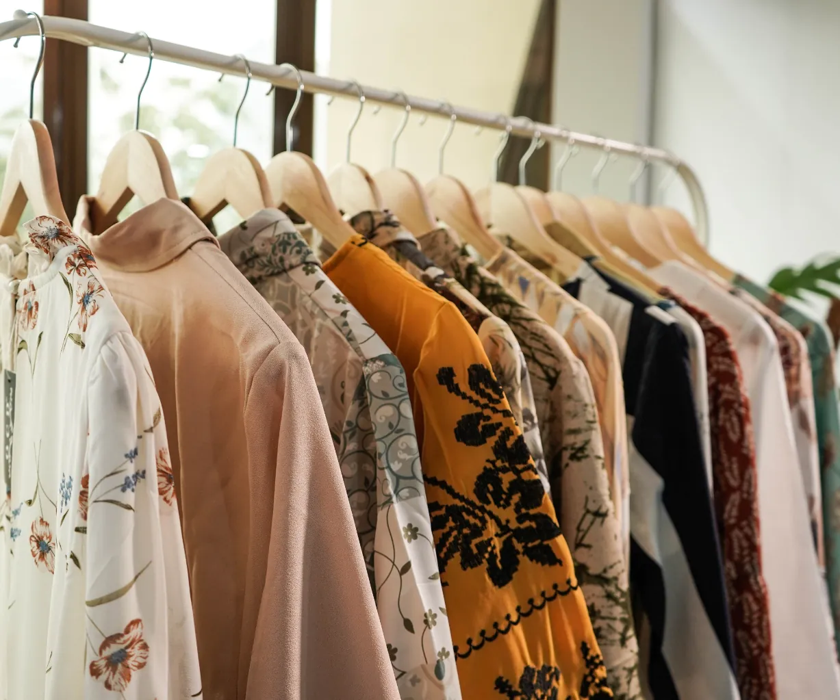 blog-article-thumb-6_optimized African Ladies' Tops