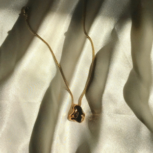 Elegant Dress Chains for Ladies